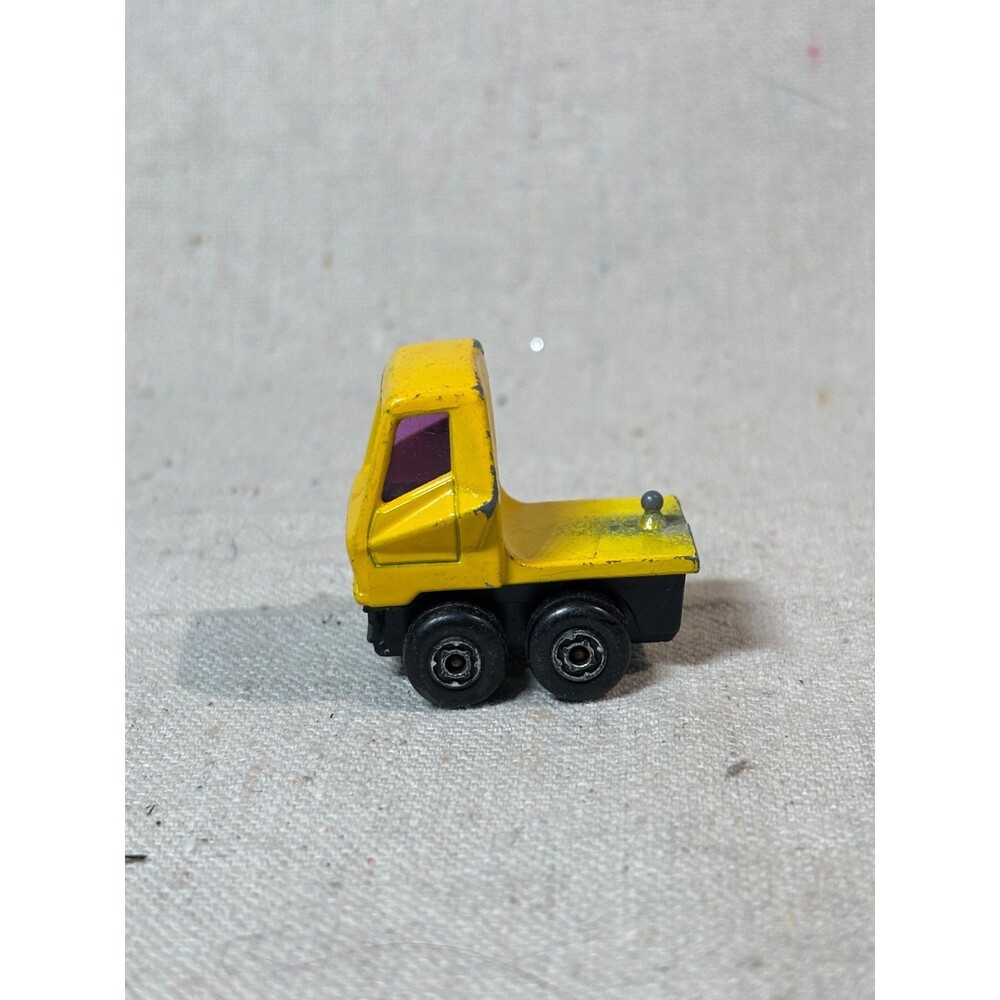 Vintage 1973 LESNEY Products Yellow Cab, Made In England